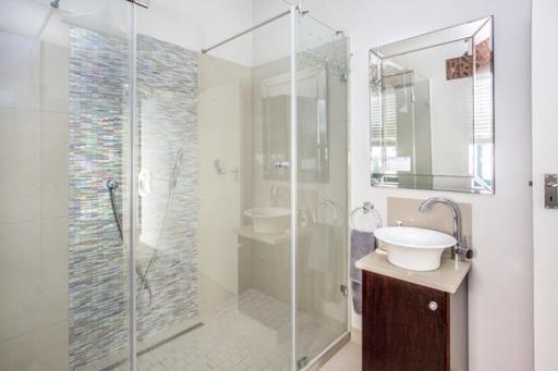 Sunset Beach Holiday Accommodation Cape Town Exterior photo