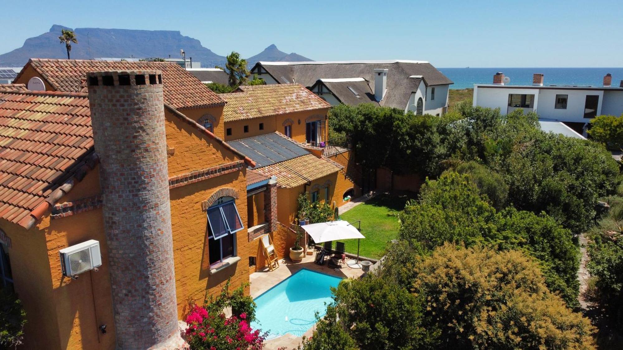 Sunset Beach Holiday Accommodation Cape Town Exterior photo
